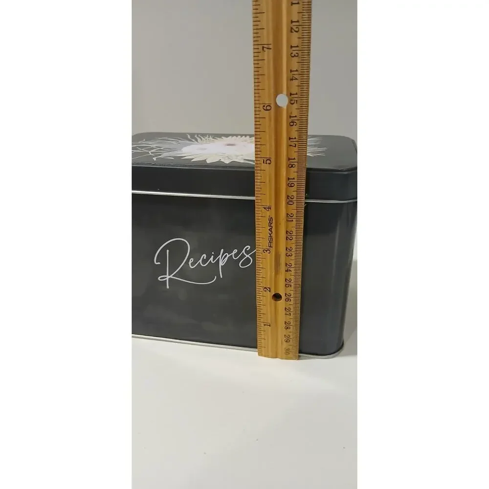 Recipe Box Black with Shaby Floral 8 Dividing Cards for Recipe Organizing Cards
